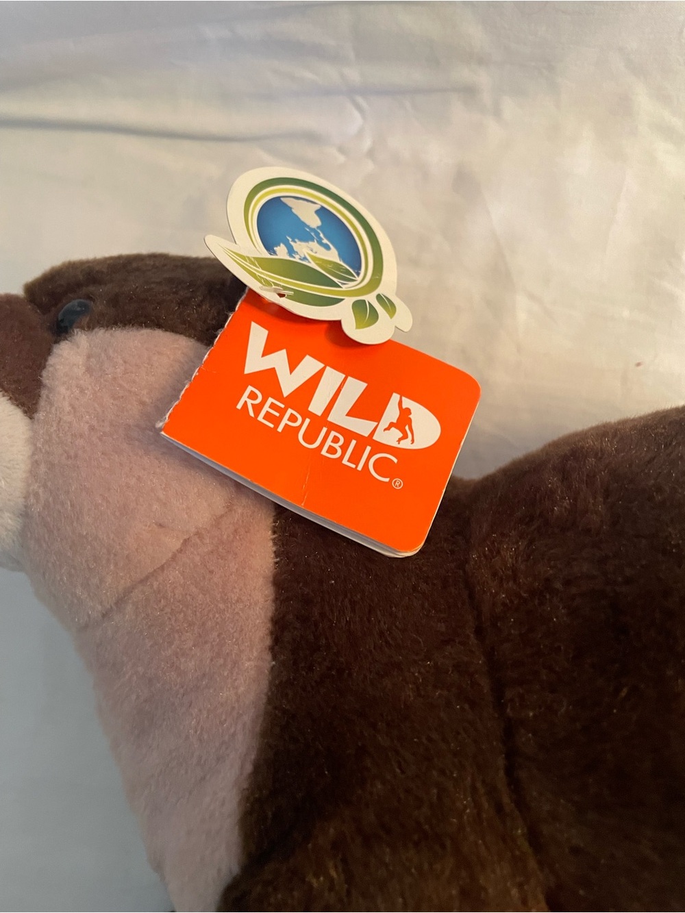NWT Wild Republic Plush Otter Stuffed Animal - Soft Toy Hard eyes - Picture 3 of 10